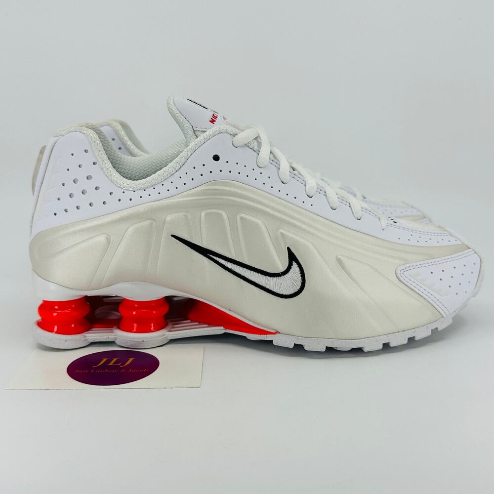 Nike Women's Shox R4 'Phantom Picante Red' Athletic Sneakers AR3565-103 Size 6.5